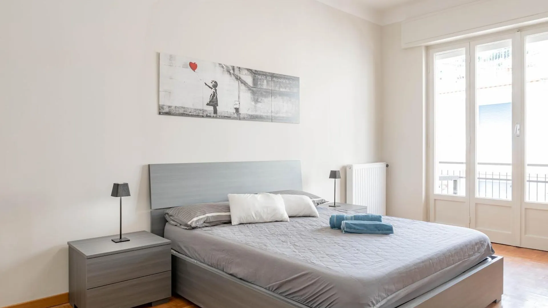 H11 Casa Meridiana Centro - Sanremo Apartment