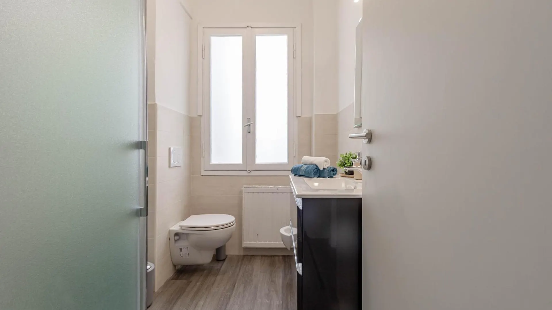 Apartment H11 Casa Meridiana Centro - Sanremo Italy